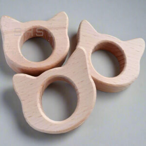 Cat Head Shaped Beech Wood Baby Teether – Natural Oil Finished Wooden Teething Toy for Infants