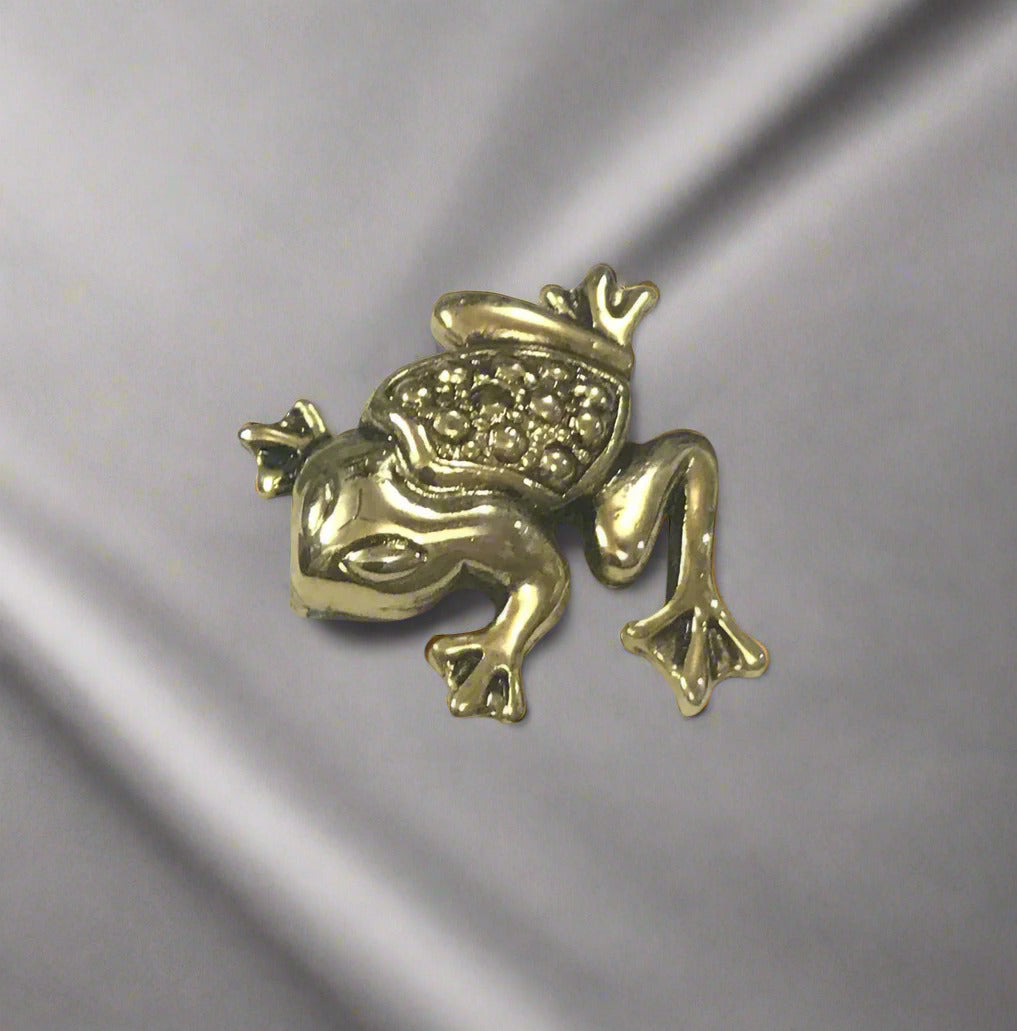 Cute-Frog-Metal-Brooch-Gold - Artoza Crafts | Where Craft Becomes Style